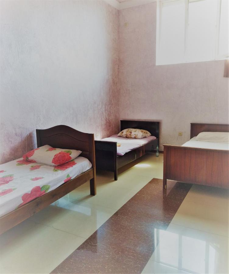 Hotel Vakhtanguri Batoumi Extérieur photo