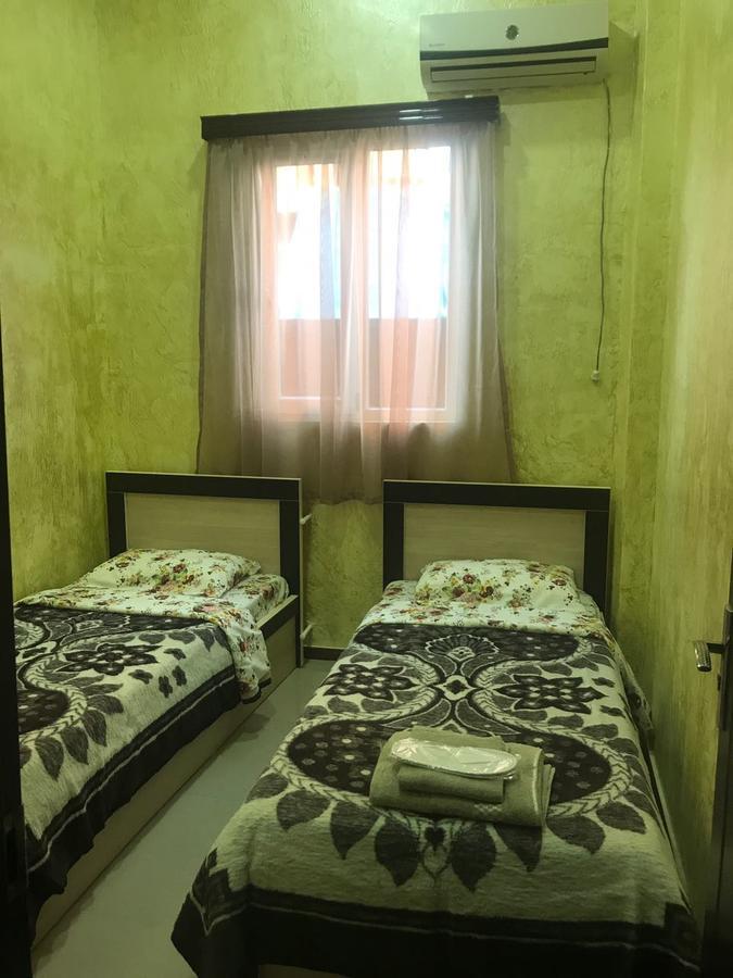 Hotel Vakhtanguri Batoumi Extérieur photo